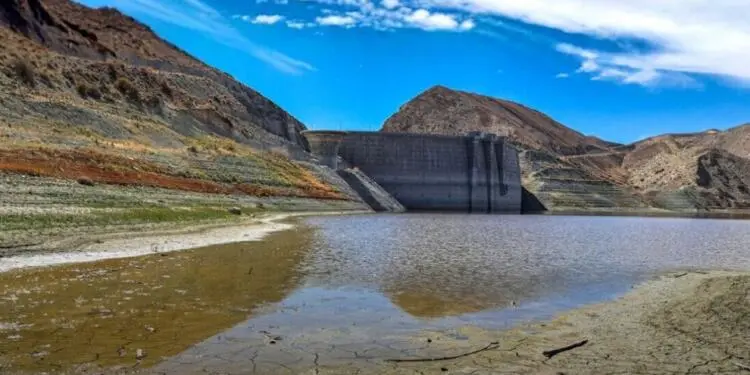 İran’da barajlar kritik seviyede: Tahran tahliye riski altında