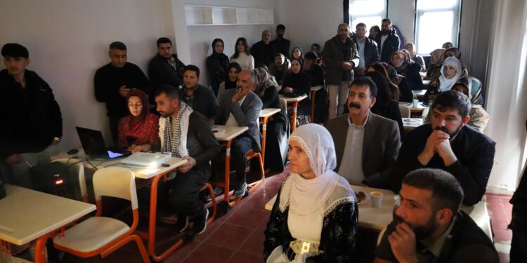 Agirî’de Kurdî-Zana Ararat Derneği açıldı