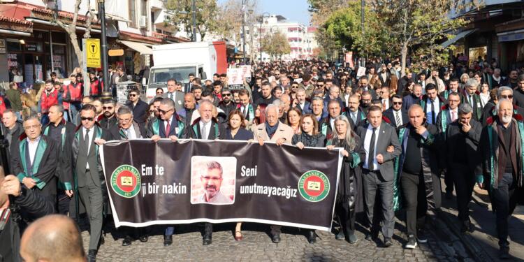 Birçok kentte Tahir Elçi anıldı: Cinayet aydınlatılsın