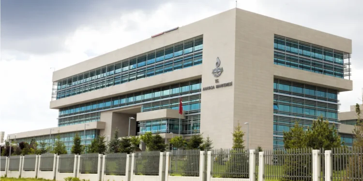 AYM’ye 13 yılda 703 kişi başvurdu