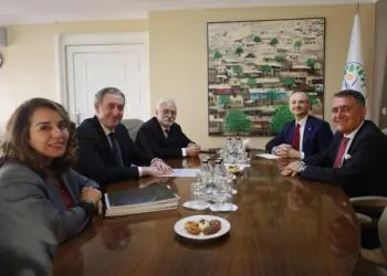 Bakırhan, TÜSİAD Başkanı Doğan ile görüştü