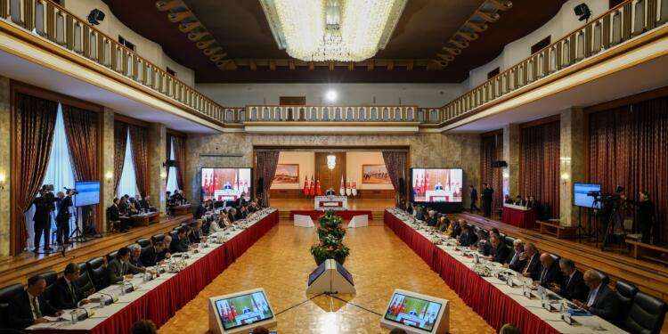 Ahmet Şık: İmralı’ya gidilmeli, gerekirse Kandil’e gidilmeli