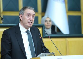 Bakırhan: Komisyon da İmralı’ya gitme konusunda cesaret göstermeli