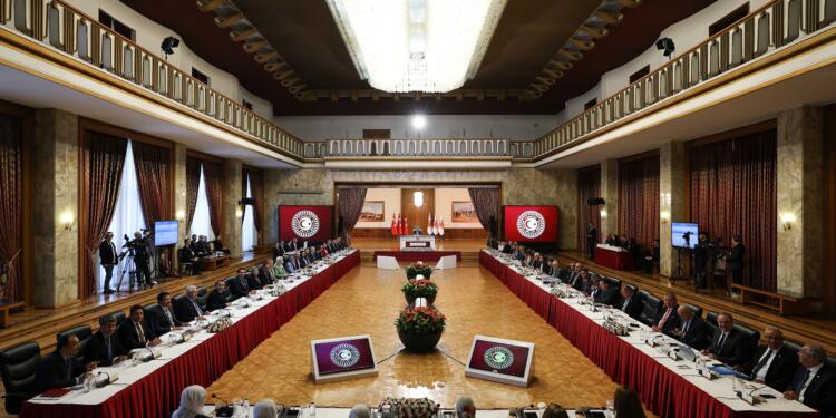 ‘Sürece katılmayan kaybeder’