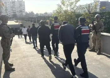 Bahis soruşturmasında 4’ü hakem 32 kişi tutuklandı