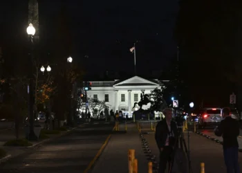 Beyaz Saray yakınlarında 2 Ulusal Muhafız vuruldu