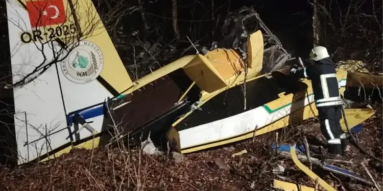 Hırvatistan’da Türkiye’ye ait yangın söndürme uçağı düştü: Pilot hayatını kaybetti