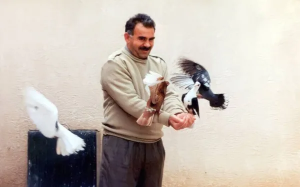 Abdullah Öcalan’dan Süryani ve Êzidî toplumuna hediye