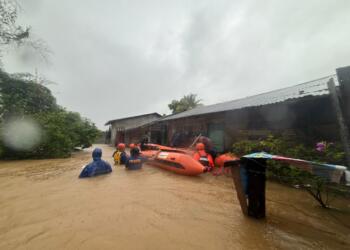 Endonezya’da sel: 10 kişi hayatını kaybetti