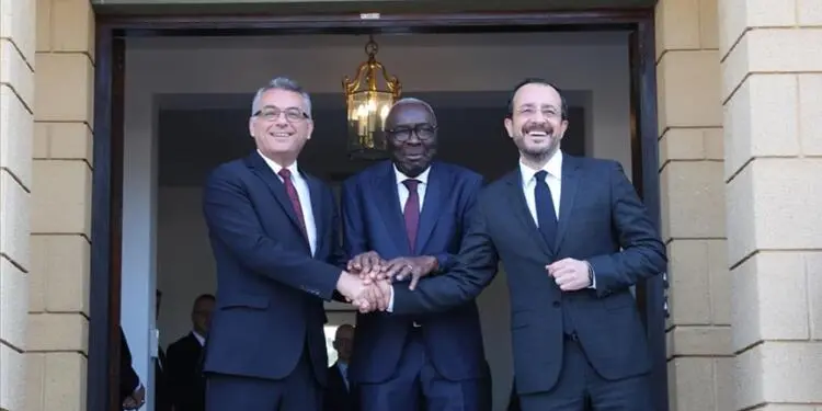 Kıbrıs meselesi: Erhürman ve Hristodulidis ilk kez görüştü