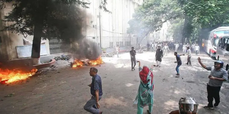 Hint alt kıtasında peş peşe saldırılar