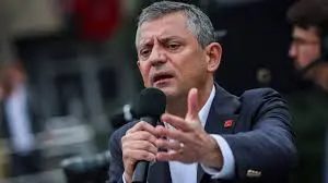 Özel’den ‘süreç’ açıklaması: Demokratik bir Türkiye istiyoruz, sorumluluğunu üstlendik