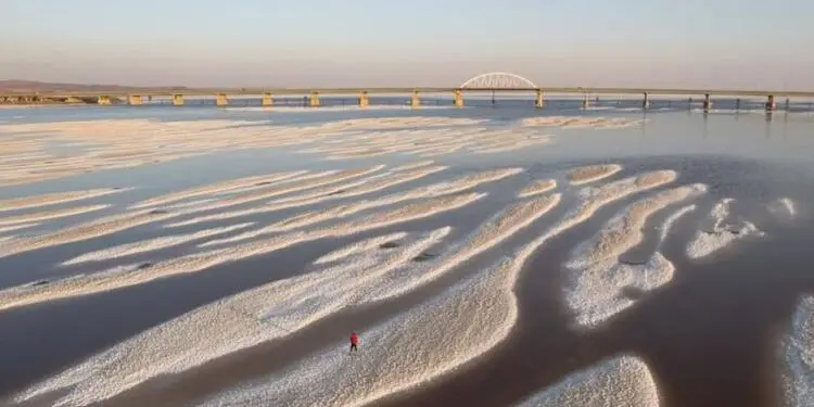 İran kuraklığa karşı yağmur için bulut tohumlamaya başladı