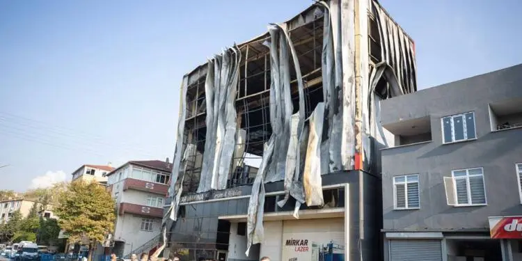 Dilovası’ndaki fabrika yangınına ilişkin 7 kişi tutuklandı