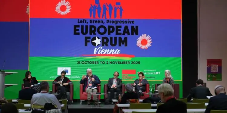 Avrupa Forumu’nda Kürdistan’daki katliamlar kınandı