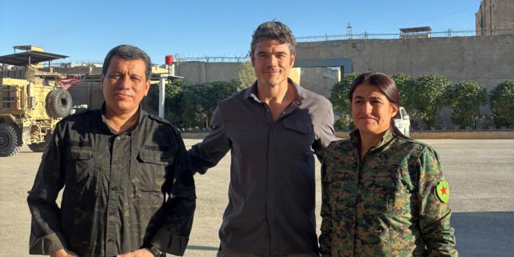 ABD Ulusal Terörle Mücadele Merkezi Direktörü Joe Kent, Mazlum Ebdi ile görüştü