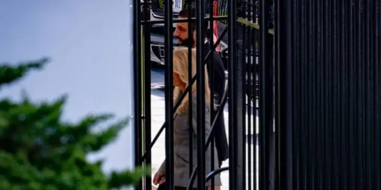 Trump ile Şara görüşmesi sona erdi: Sezar yaptırımları askıya alındı