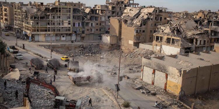 Suriye’de savaşın gölgesinde kaybolan çocukluk: En az 30 bin çocuk katledildi