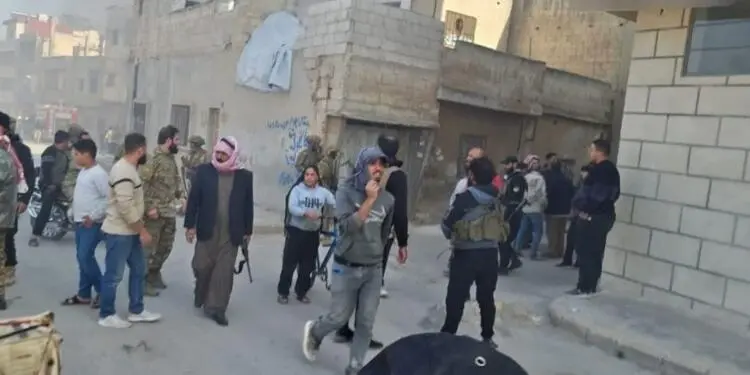 Humus’ta Alevi ve Hristiyan mahallelerine saldırı: Bir ölü, en az 10 yaralı