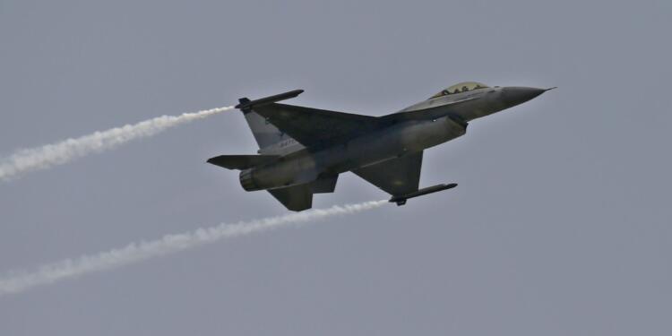 Pakistan’dan Afganistan’a hava saldırısı: 10 kişi yaşamını yitirdi