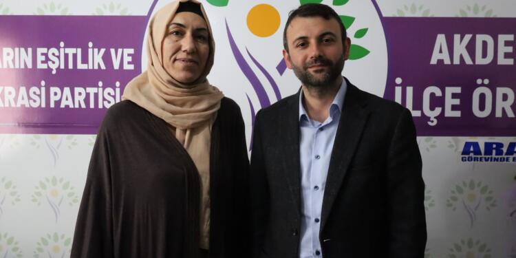 Tahliye olan eşbaşkanlar: Kayyıma karşı mücadelemiz sürecek