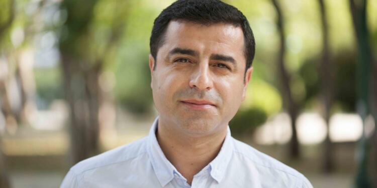 Demirtaş’tan ‘İmralı’ çağrısı: Somut adım atmaktan vazgeçmeyin