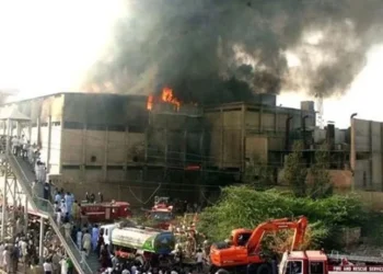 Pakistan’da fabrikada patlama: 15 kişi yaşamını yitirdi