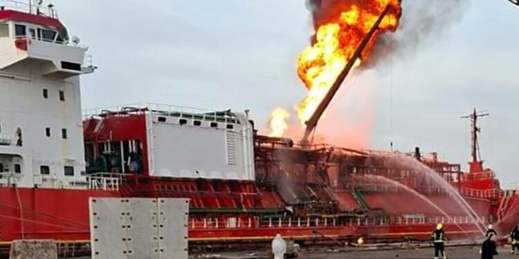 Ukrayna’da Türkiye gemisi vuruldu