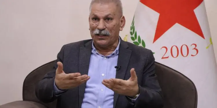 PYD Eşbaşkanı: Silahsızlanma gündemden çıktı, görüşmeler hareketlendi