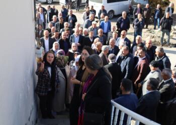 İshak Tepe’nin taziyesine kitlesel ziyaret