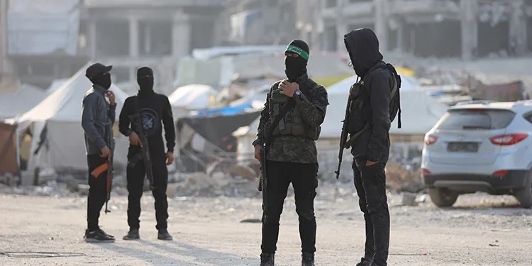 Hamas, İsrailli bir esirin cenazesini daha Kızılhaç’a teslim etti