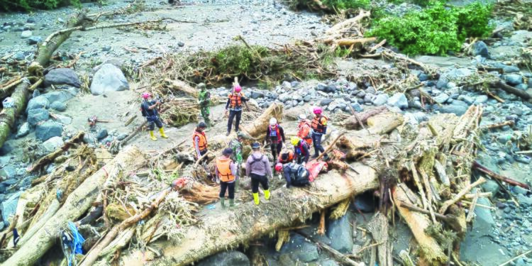 Endonezya’da 600 şirket ormanları bitirdi