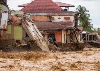 Asya’da neden bu kadar sel yaşanıyor?