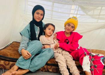 Savaşın gölgesinde bir çocukluk: Rahaf ve kız kardeşlerinin hikâyesi