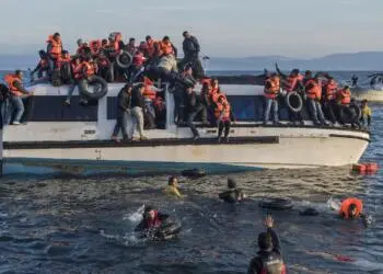 DEM Parti: Göçmenlerin değil, sömürünün sınırları olmalı