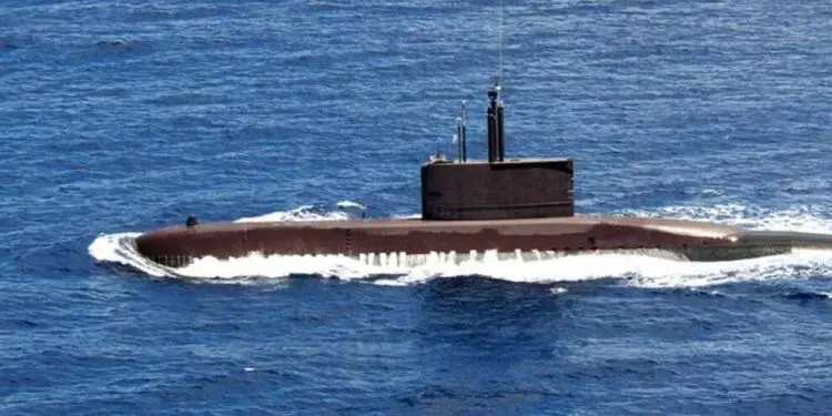 Kuzey Kore nükleer tahrikli denizaltı peşinde