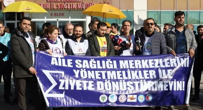 Sağlıkçılardan ‘eziyet yönetmeliği’ geri çekilsin çağrısı