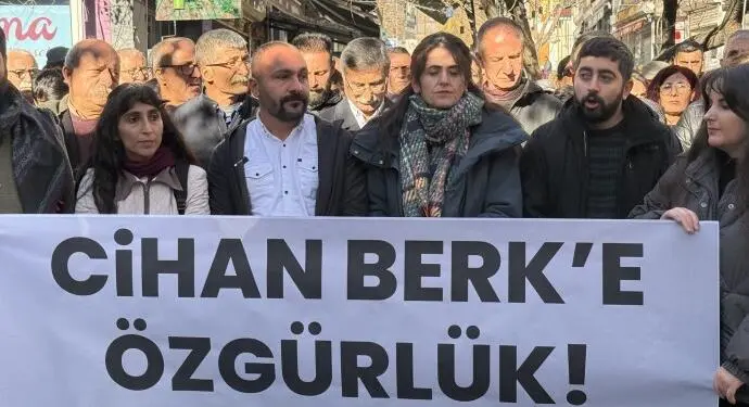 Gazeteci Cihan Berk’in tutuklanması protesto edildi