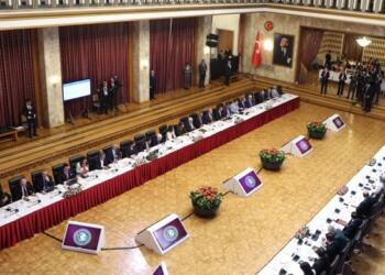  İmralı görüşmesinin özeti okundu: ‘Sürecin başarıya ulaşması için tüm gayretimi ortaya koyuyorum’