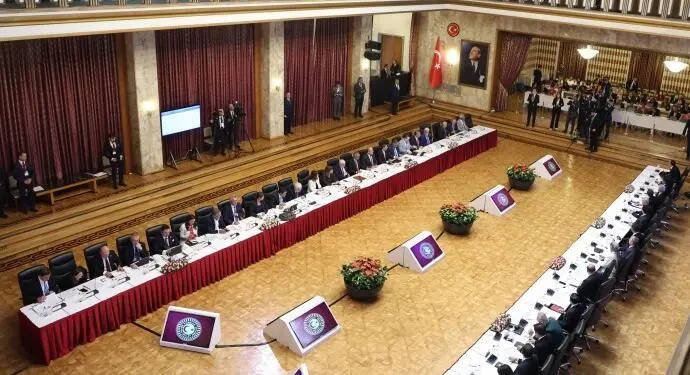  İmralı görüşmesinin özeti okundu: ‘Sürecin başarıya ulaşması için tüm gayretimi ortaya koyuyorum’