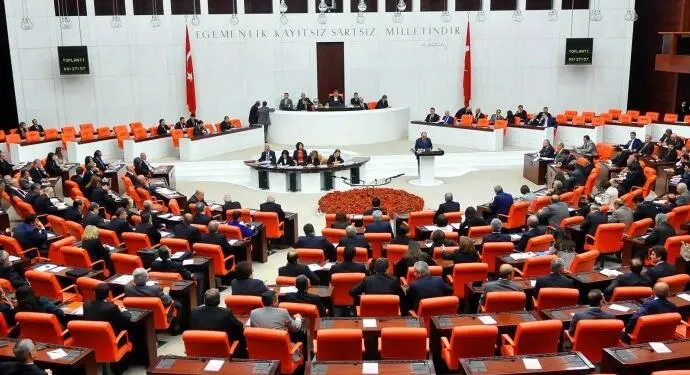 DEM Parti’den 2026 Bütçesine şerh: Güvenlikçi politika ısrarı krizi derinleştiriyor