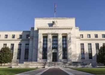 FED politika faizini 25 baz puan indirdi