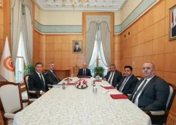 Kurtulmuş ile rapor yazım ekibi görüşmesi bitti: Komisyonun süresi uzatılacak