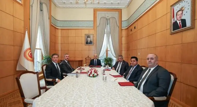 Kurtulmuş ile rapor yazım ekibi görüşmesi bitti: Komisyonun süresi uzatılacak