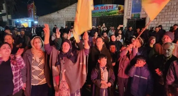 Halep’teki saldırılar Kobanê ve Qamişlo’da protesto edildi