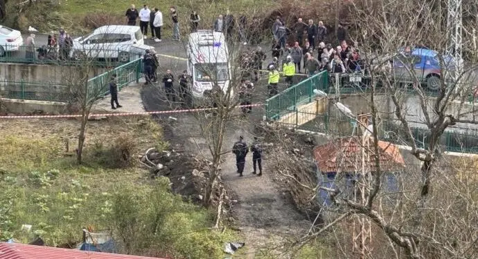 Zonguldak’ta bir erkek, boşanma aşamasında olduğu kadın ve annesini katletti