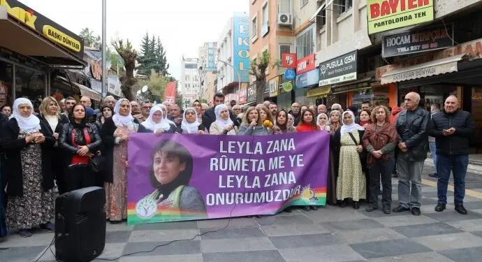 Leyla Zana’ya yönelik ırkçı ve cinsiyetçi saldırı protesto edildi