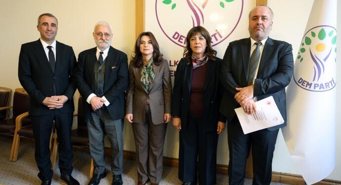 Üç parti ‘çözüm’ raporlarını Meclis’e verdi