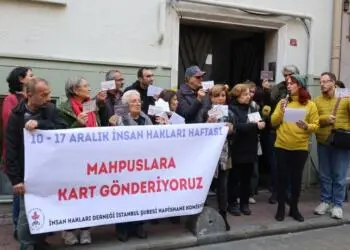Tutsaklara dayanışma kartı