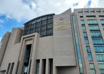 Birçok kentte ev baskınları: 12 gözaltı